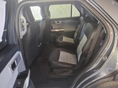 2023 Ford Explorer XLT 4WD