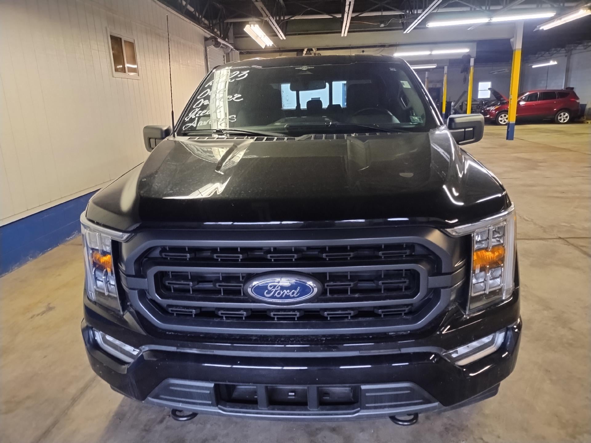 2023 Ford F-150 XL 4WD SuperCrew 5.5' Box