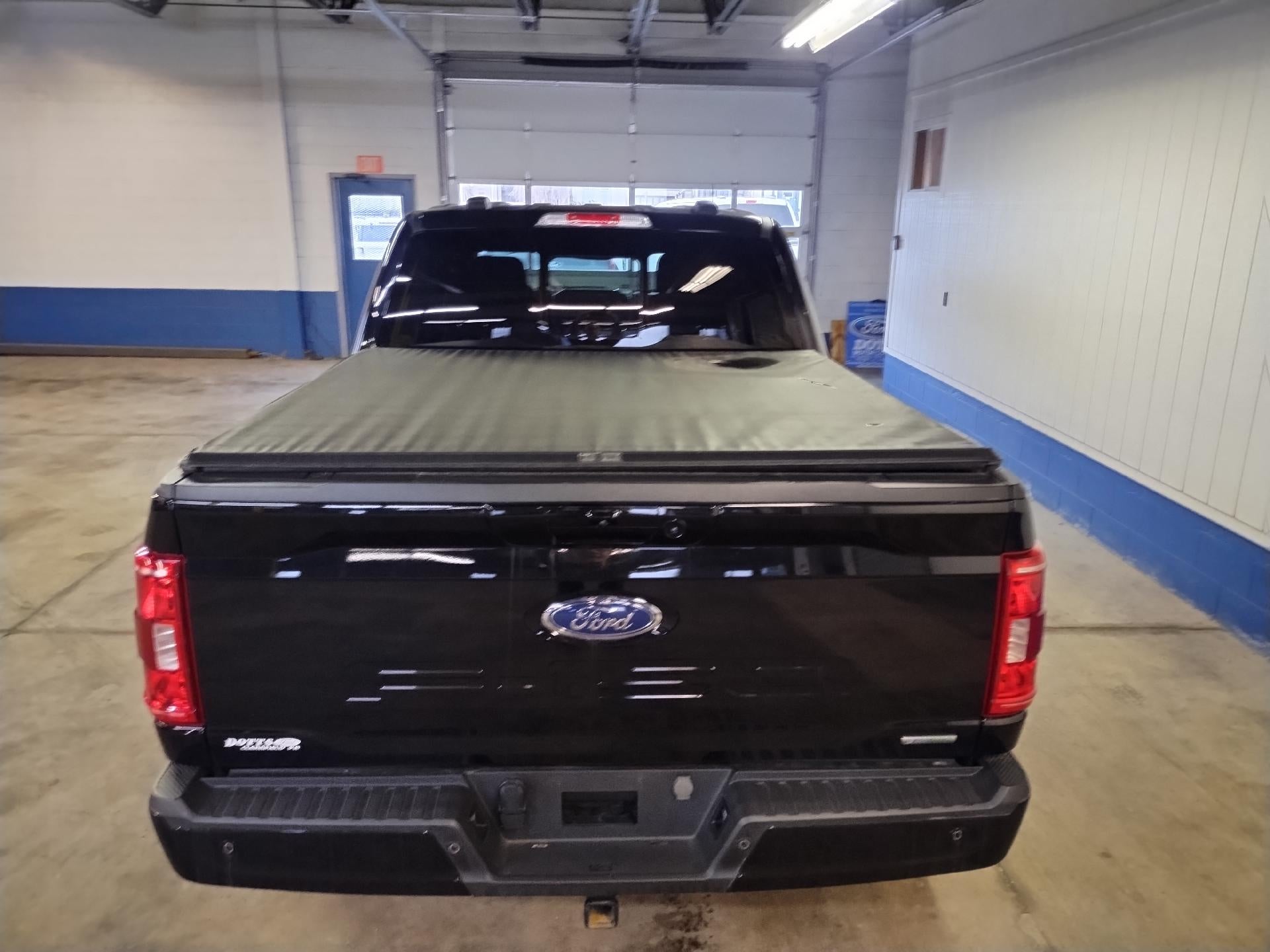 2023 Ford F-150 XL 4WD SuperCrew 5.5' Box