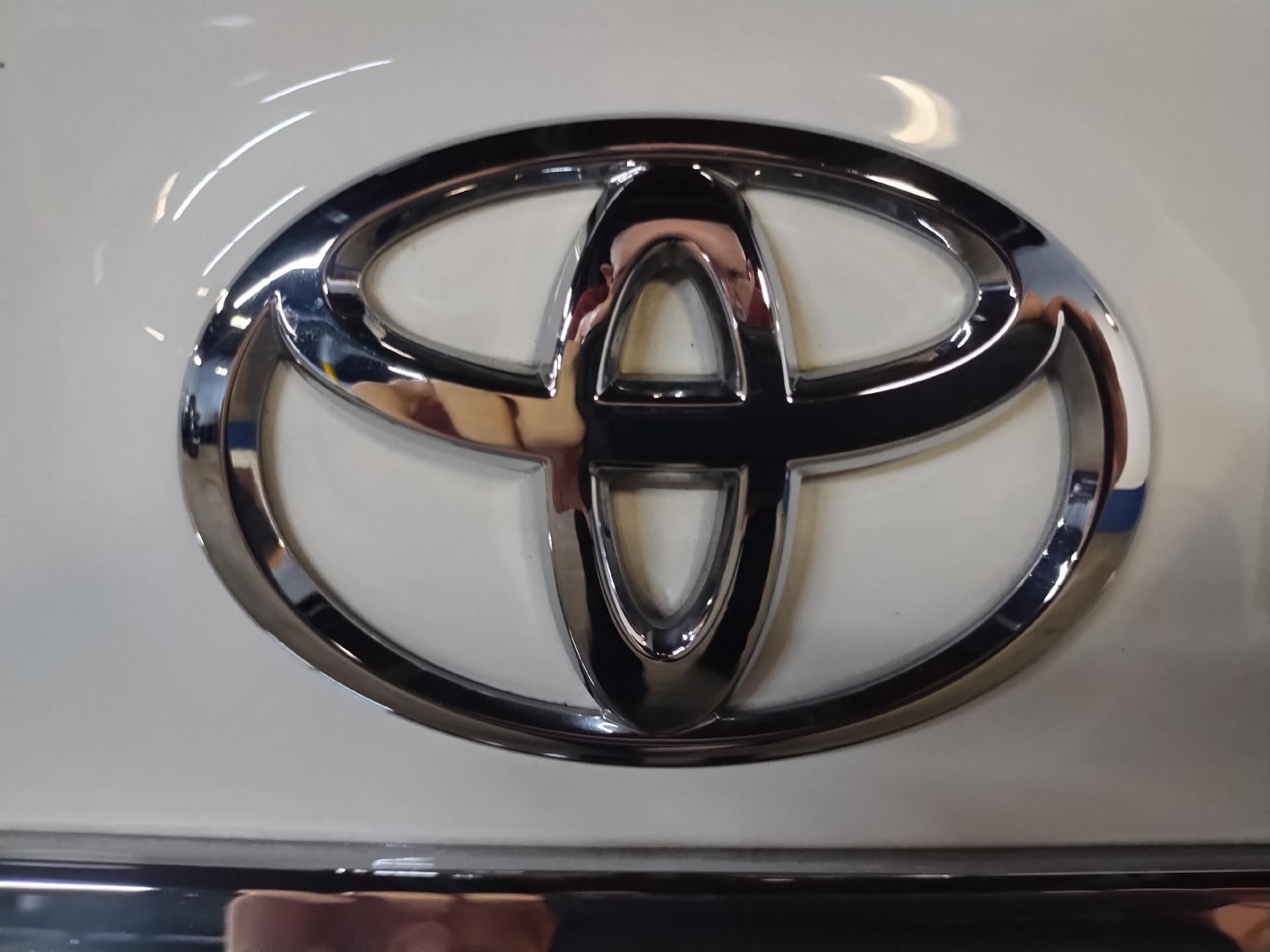 2012 Toyota Corolla 4dr Sdn Auto LE (Natl)