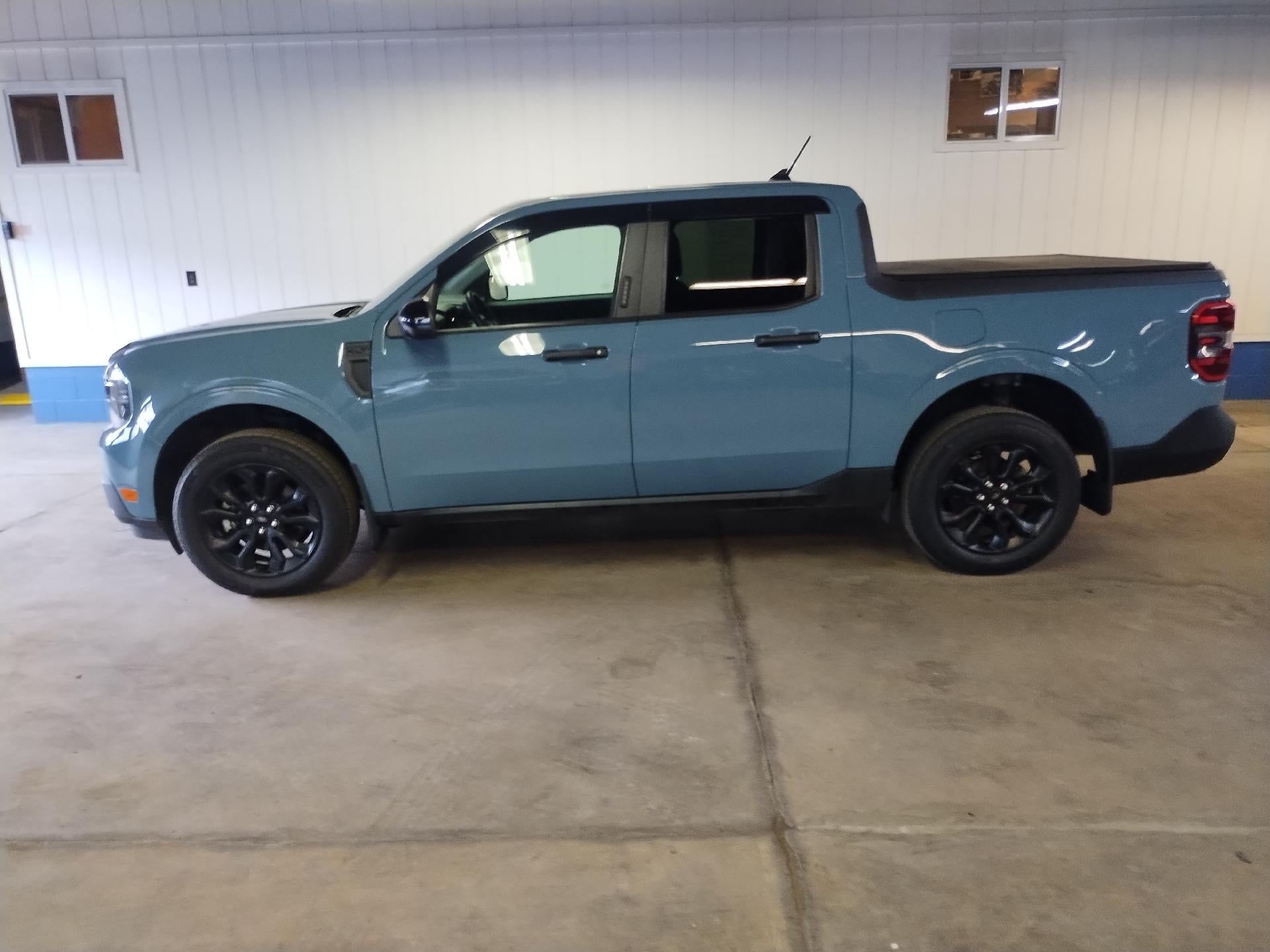 2023 Ford Maverick XL FWD SuperCrew